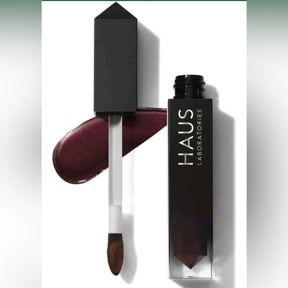 ✨🤎HAUS LABORATORIES by Lady Gaga: LE RIOT LIP GLOSS in Chocolate Rain🤎✨